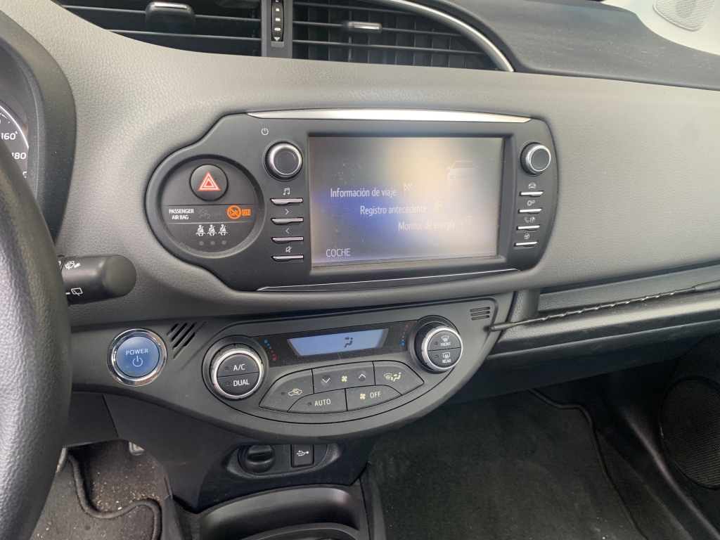 TOYOTA YARIS HIBRIDO 1.5 INY 75CV