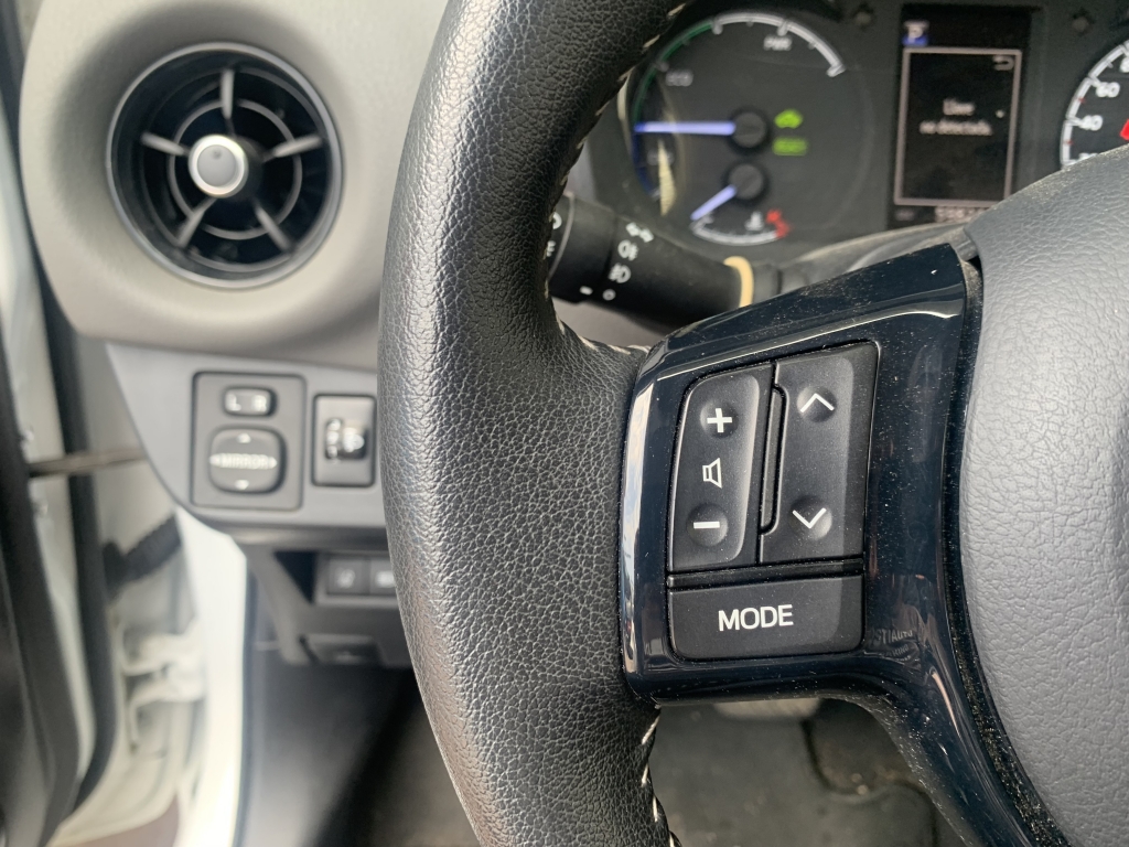 TOYOTA YARIS HIBRIDO 1.5 INY 75CV