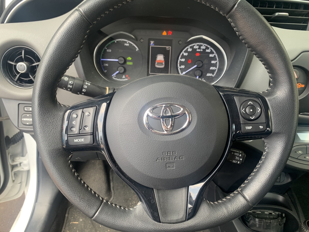 TOYOTA YARIS HIBRIDO 1.5 INY 75CV