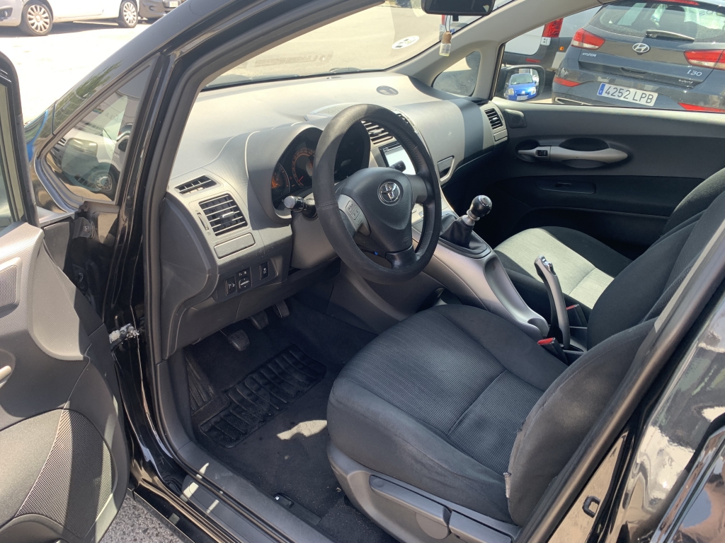 TOYOTA AURIS 2.0 D4D 126CV