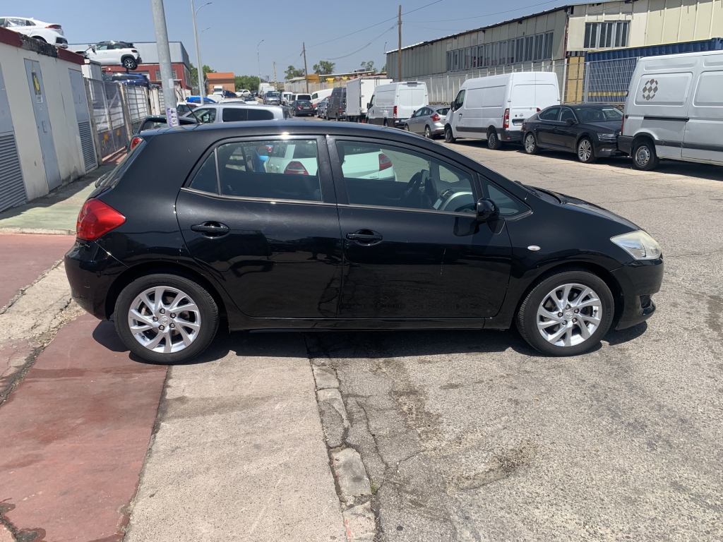 TOYOTA AURIS 2.0 D4D 126CV
