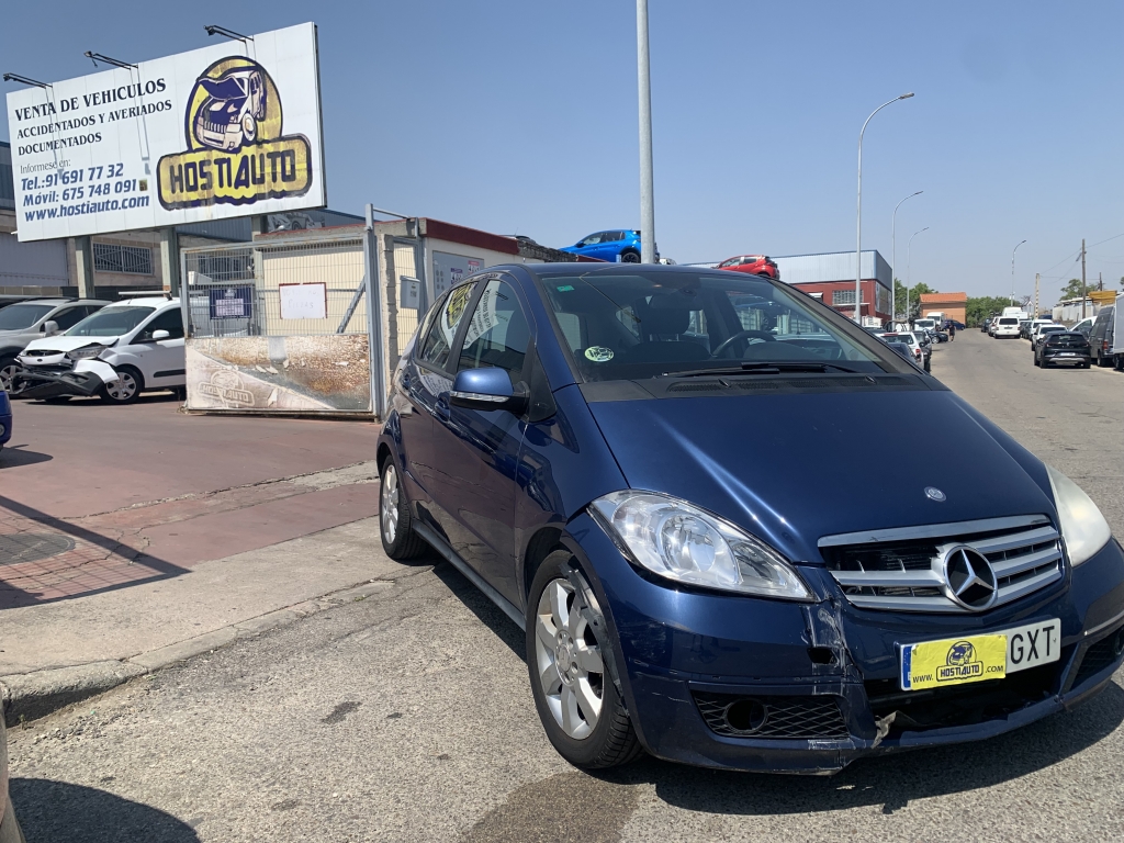 MERCEDES BENZ CLASE A 180 CDI 110CV AUT MERCEDES BENZ CLASE A 180 CDI 110CV AUT