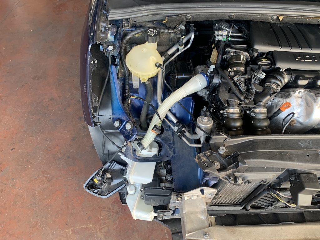PEUGEOT 308 1.6 HDI 110CV AUT