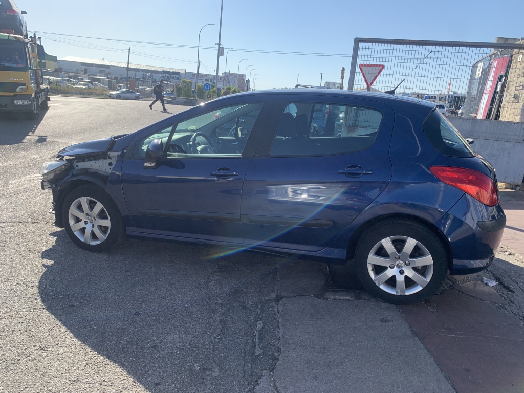 PEUGEOT 308 1.6 HDI 110CV AUT
