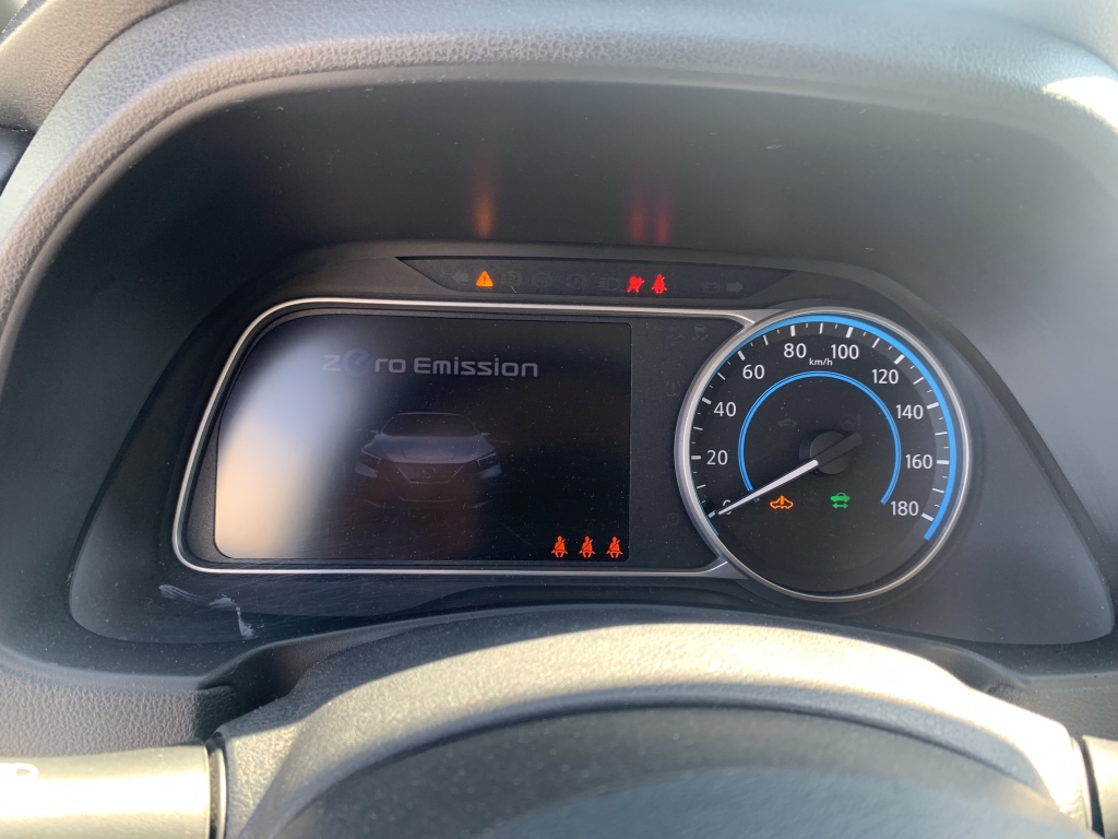 NISSAN LEAF ELECTRICO 40KWH 150CV AUT NISSAN LEAF ELECTRICO 40KWH 150CV AUT