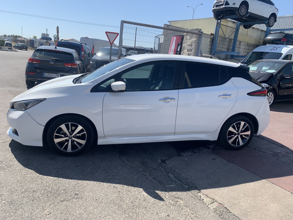 NISSAN LEAF ELECTRICO 40KWH 150CV AUT NISSAN LEAF ELECTRICO 40KWH 150CV AUT
