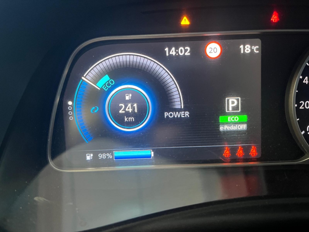 NISSAN LEAF ELECTRICO 40KWH 150CV AUT NISSAN LEAF ELECTRICO 40KWH 150CV AUT