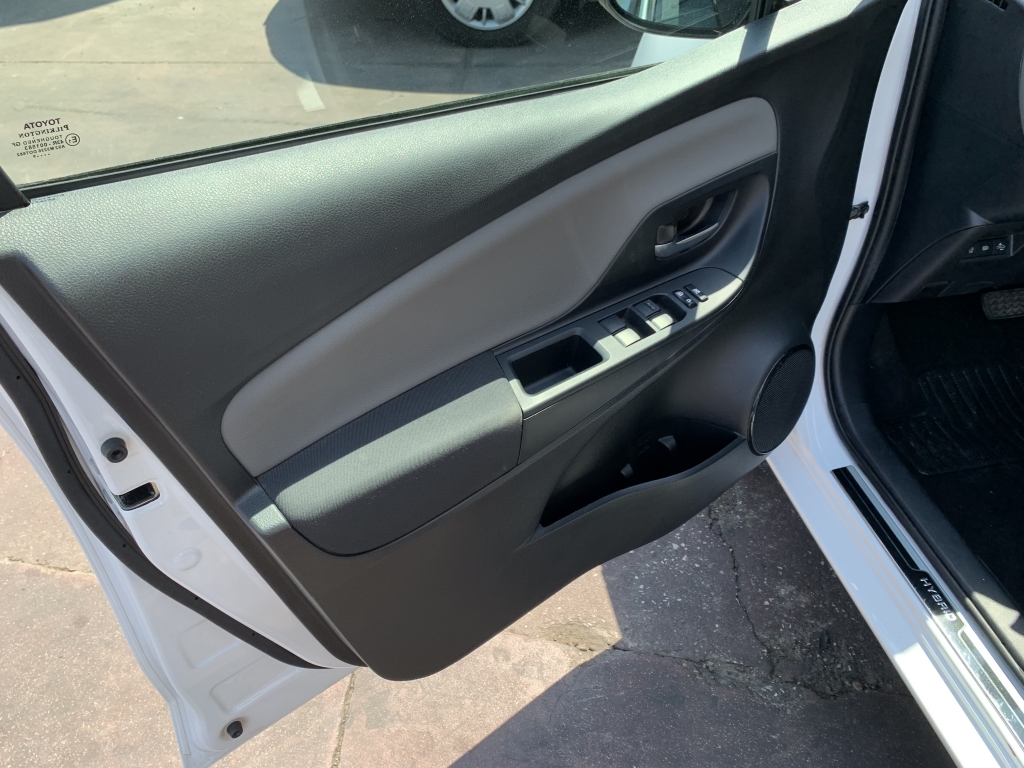 TOYOTA YARIS 1.5 HIBRIDO 75 CV