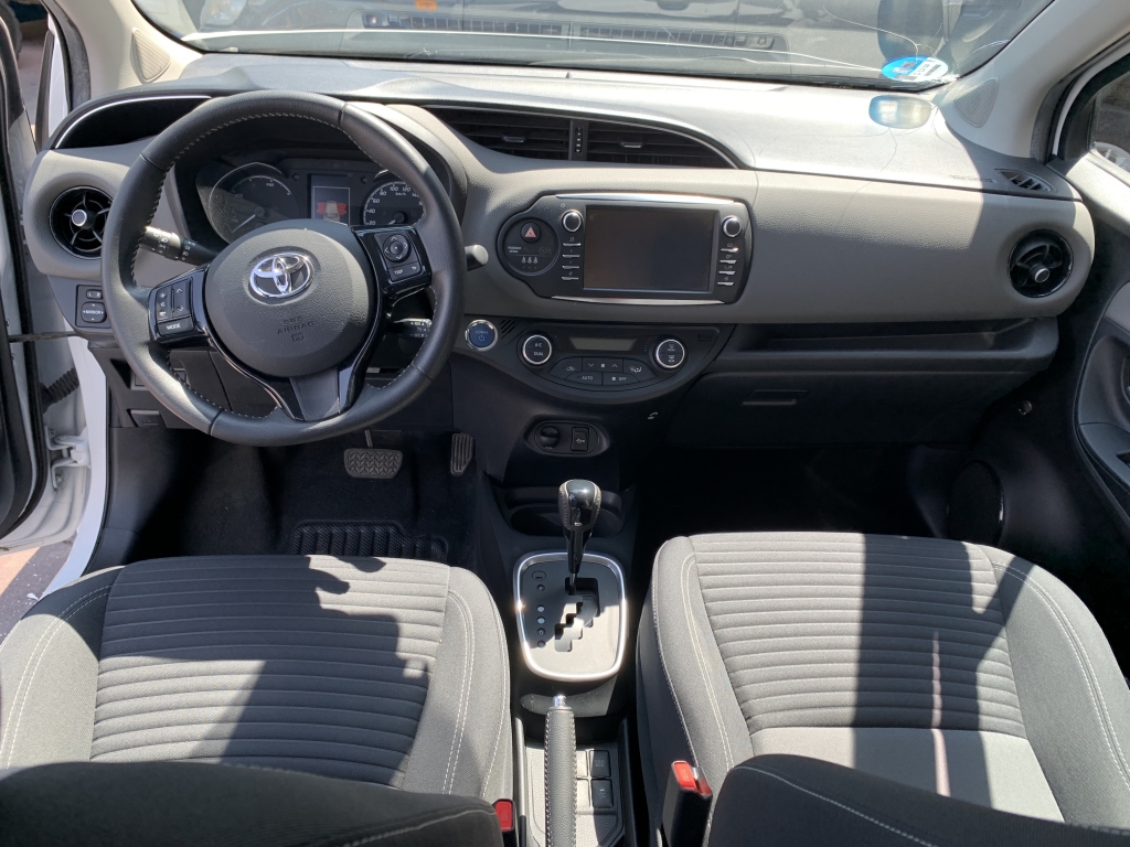 TOYOTA YARIS 1.5 HIBRIDO 75 CV