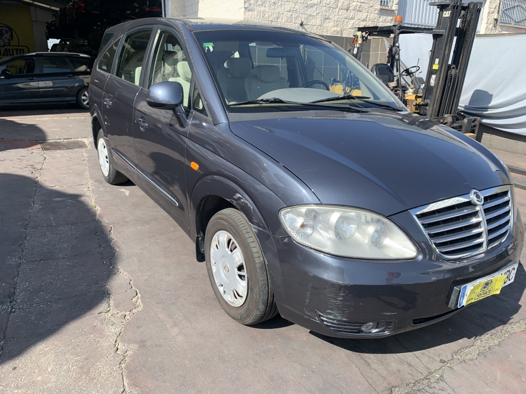 SSANGYONG RODIUS 2.7 D 165 CV 7 PLAZAS SSANGYONG RODIUS 2.7 D 165 CV 7 PLAZAS