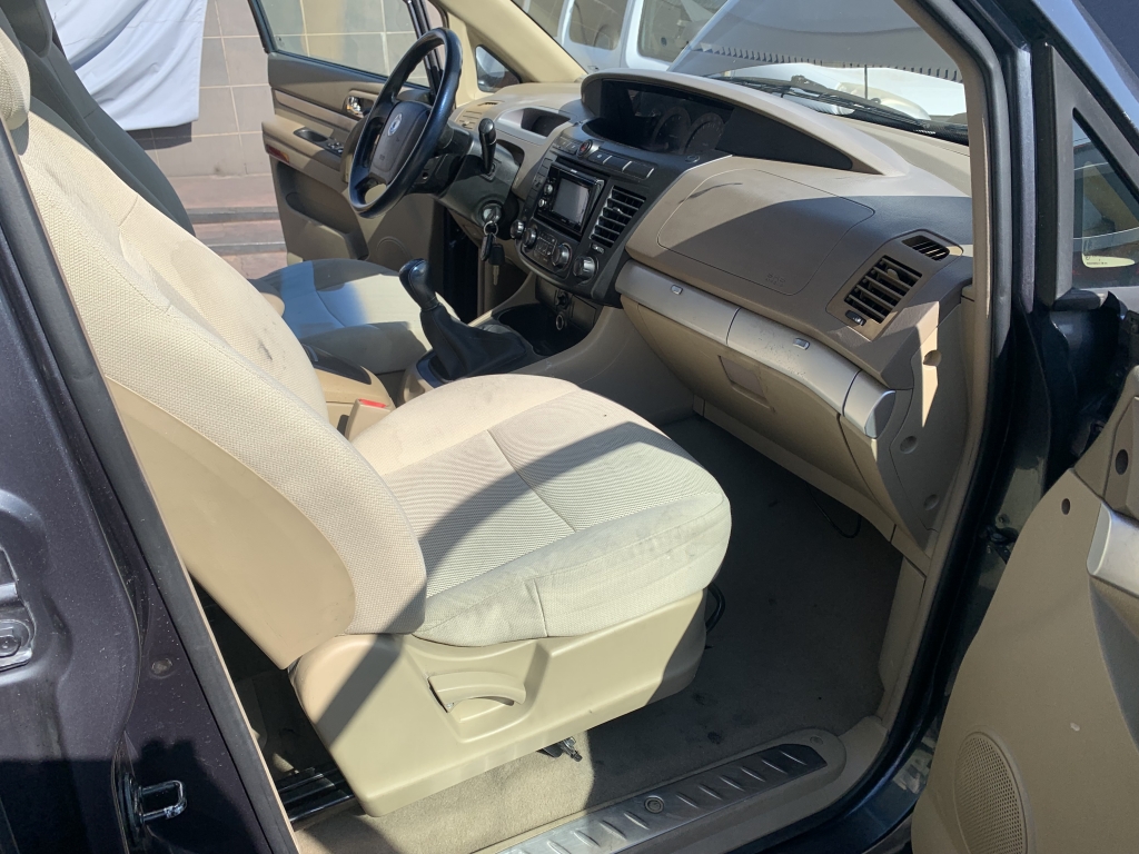 SSANGYONG RODIUS 2.7 D 165 CV 7 PLAZAS