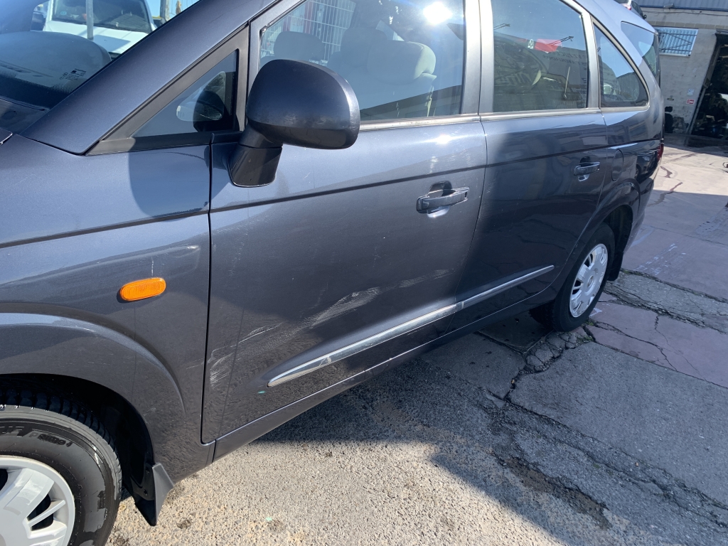 SSANGYONG RODIUS 2.7 D 165 CV 7 PLAZAS