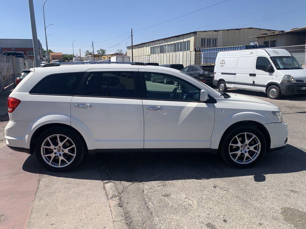 FIAT FREEMONT 2.0 D 170CV AUT FIAT FREEMONT 2.0 D 170CV AUT