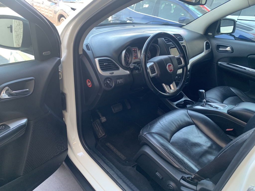 FIAT FREEMONT 2.0 D 170CV AUT FIAT FREEMONT 2.0 D 170CV AUT