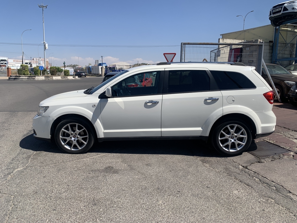 FIAT FREEMONT 2.0 D 170CV AUT FIAT FREEMONT 2.0 D 170CV AUT