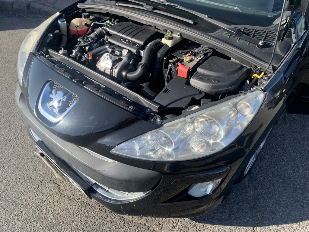 PEUGEOT 308 SW 1.6 HDI 110CV 7 PLAZAS PEUGEOT 308 SW 1.6 HDI 110CV 7 PLAZAS