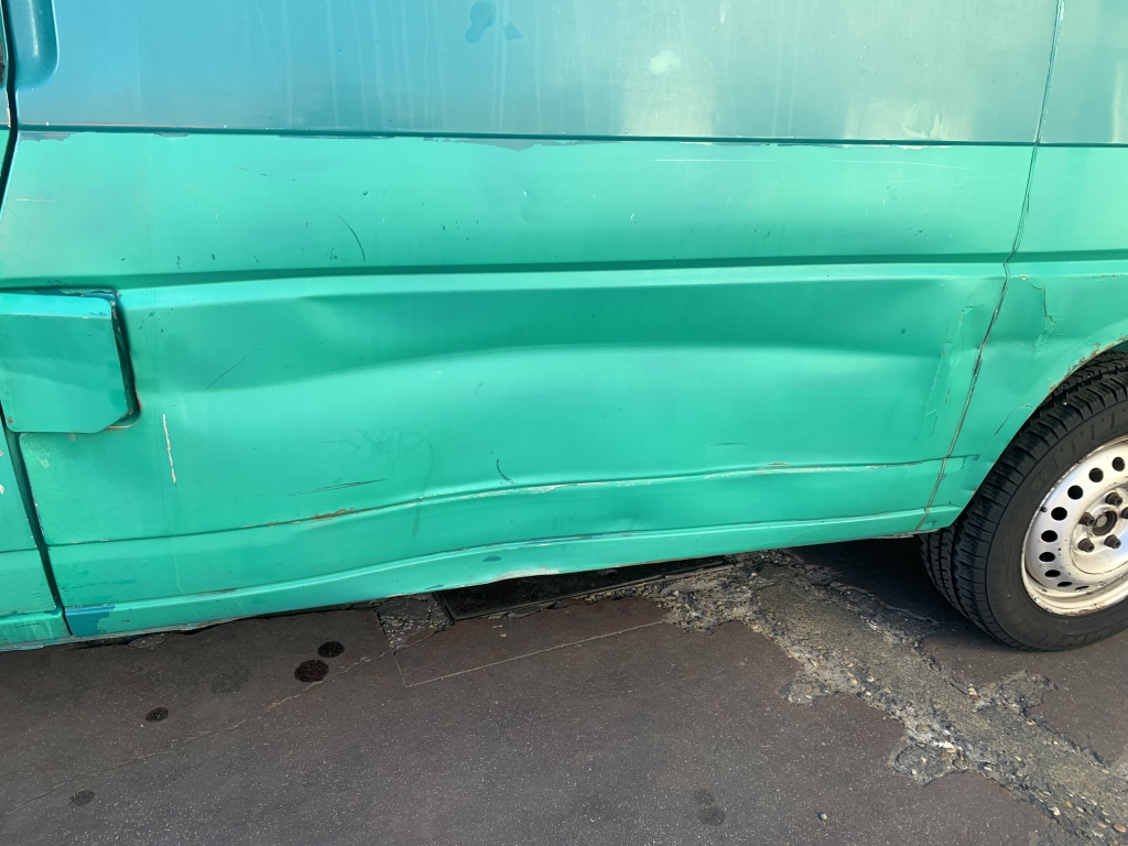 VOLKSWAGEN TRANSPORTER 2.5 TDI 102CV 8 PLAZAS