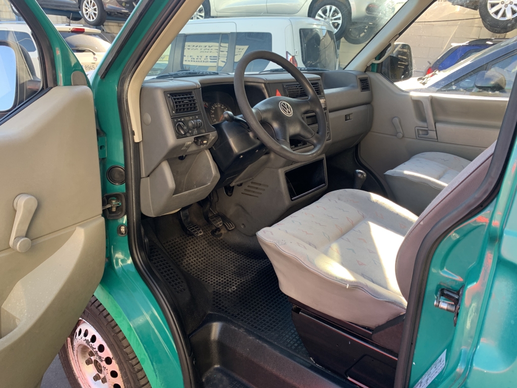 VOLKSWAGEN TRANSPORTER 2.5 TDI 102CV 8 PLAZAS