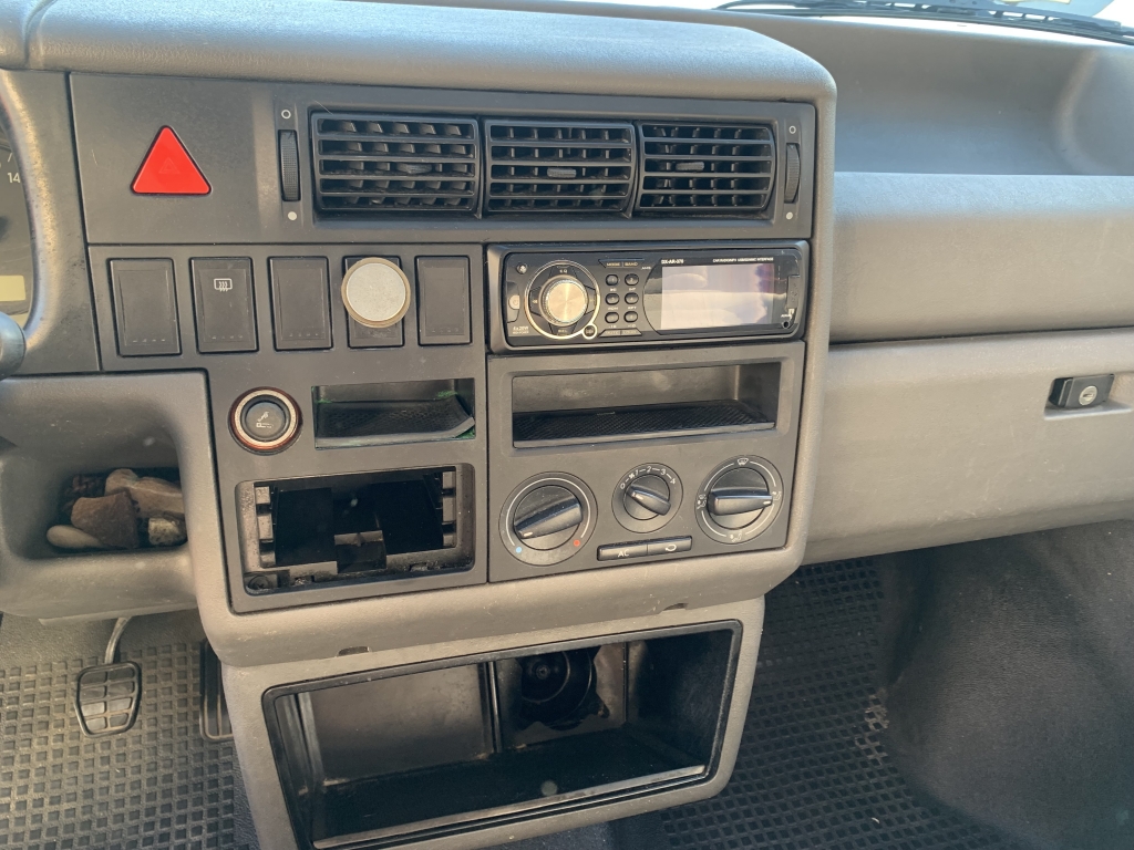 VOLKSWAGEN TRANSPORTER 2.5 TDI 102CV 8 PLAZAS