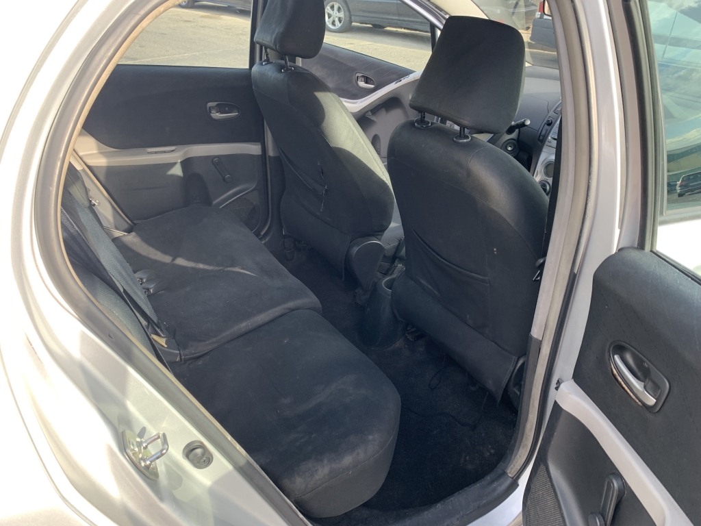 TOYOTA YARIS 1.4 D4D 90CV AUT TOYOTA YARIS 1.4 D4D 90CV AUT