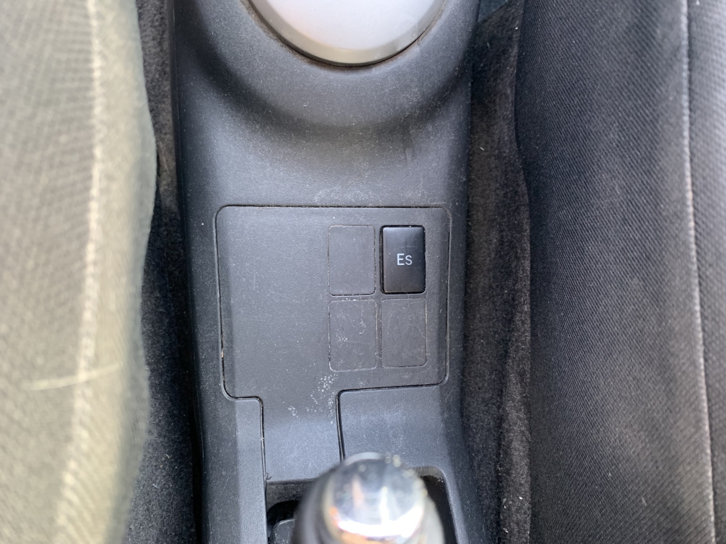 TOYOTA YARIS 1.4 D4D 90CV AUT TOYOTA YARIS 1.4 D4D 90CV AUT