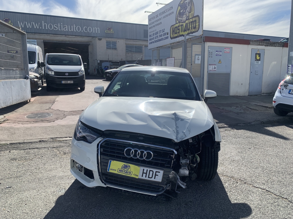 AUDI A1 1.6 TDI 105CV