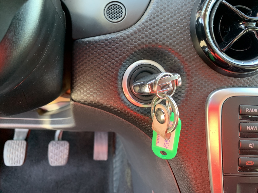 MERCEDES BENZ A-180 1.5 CDI 110CV MERCEDES BENZ A-180 1.5 CDI 110CV