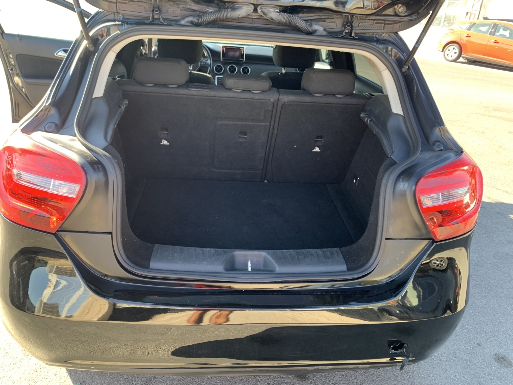 MERCEDES BENZ A-180 1.5 CDI 110CV MERCEDES BENZ A-180 1.5 CDI 110CV