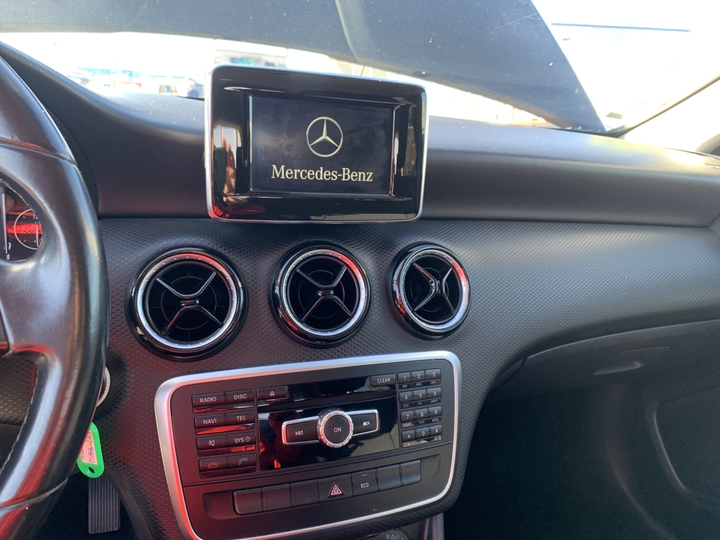 MERCEDES BENZ A-180 1.5 CDI 110CV MERCEDES BENZ A-180 1.5 CDI 110CV