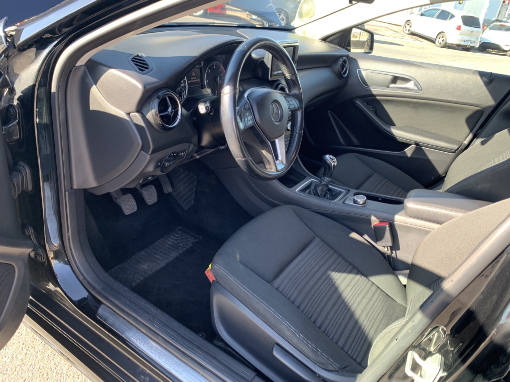 MERCEDES BENZ A-180 1.5 CDI 110CV MERCEDES BENZ A-180 1.5 CDI 110CV