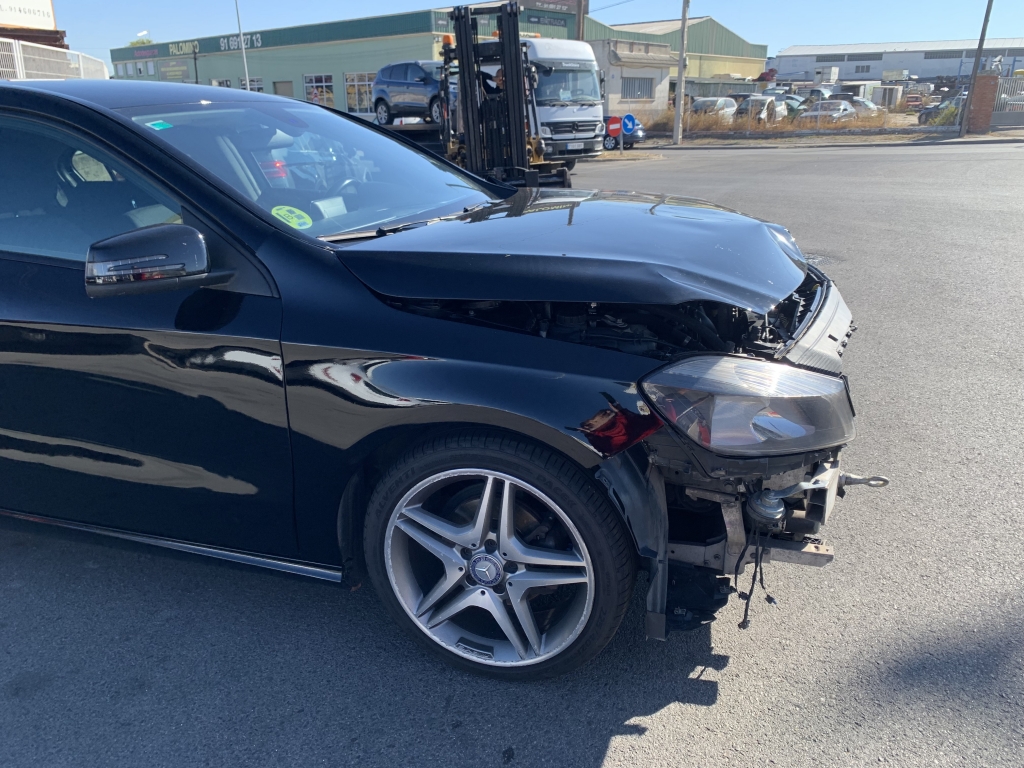 MERCEDES BENZ A-180 1.5 CDI 110CV MERCEDES BENZ A-180 1.5 CDI 110CV