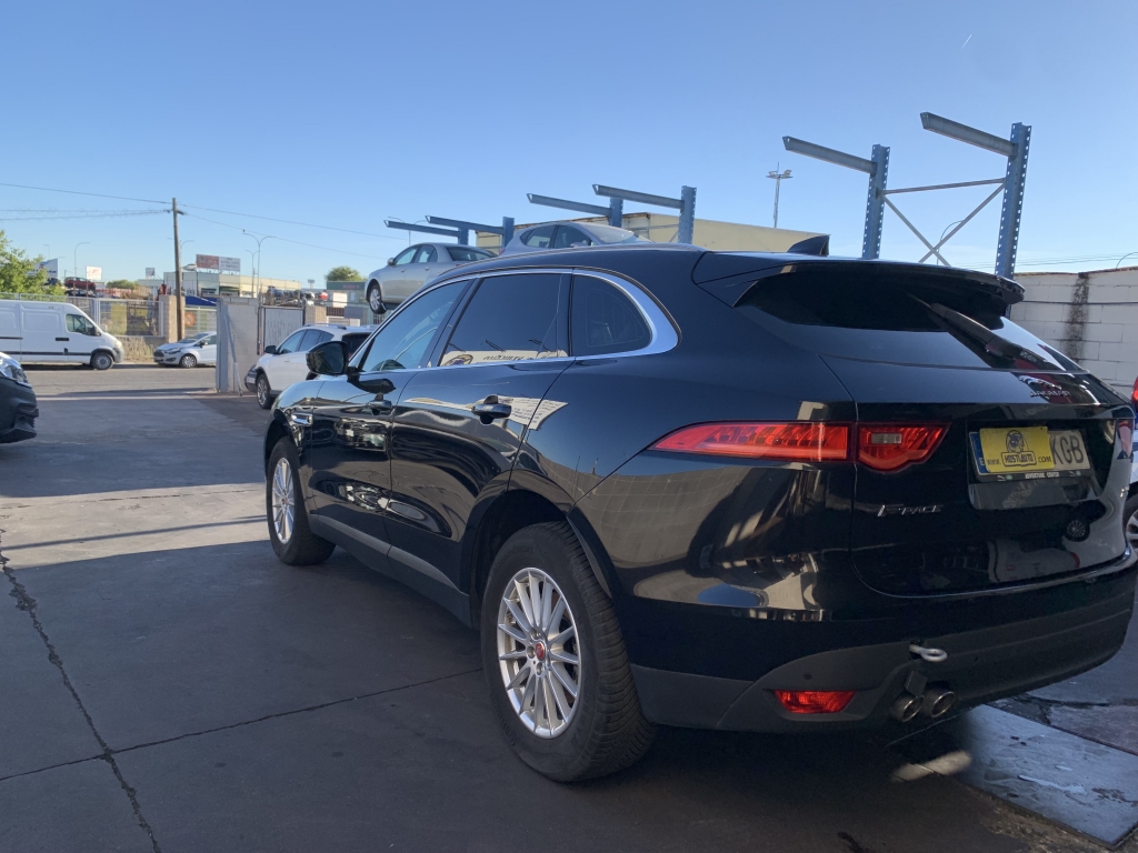 JAGUAR F-PACE 2.0 D 180CV AUT