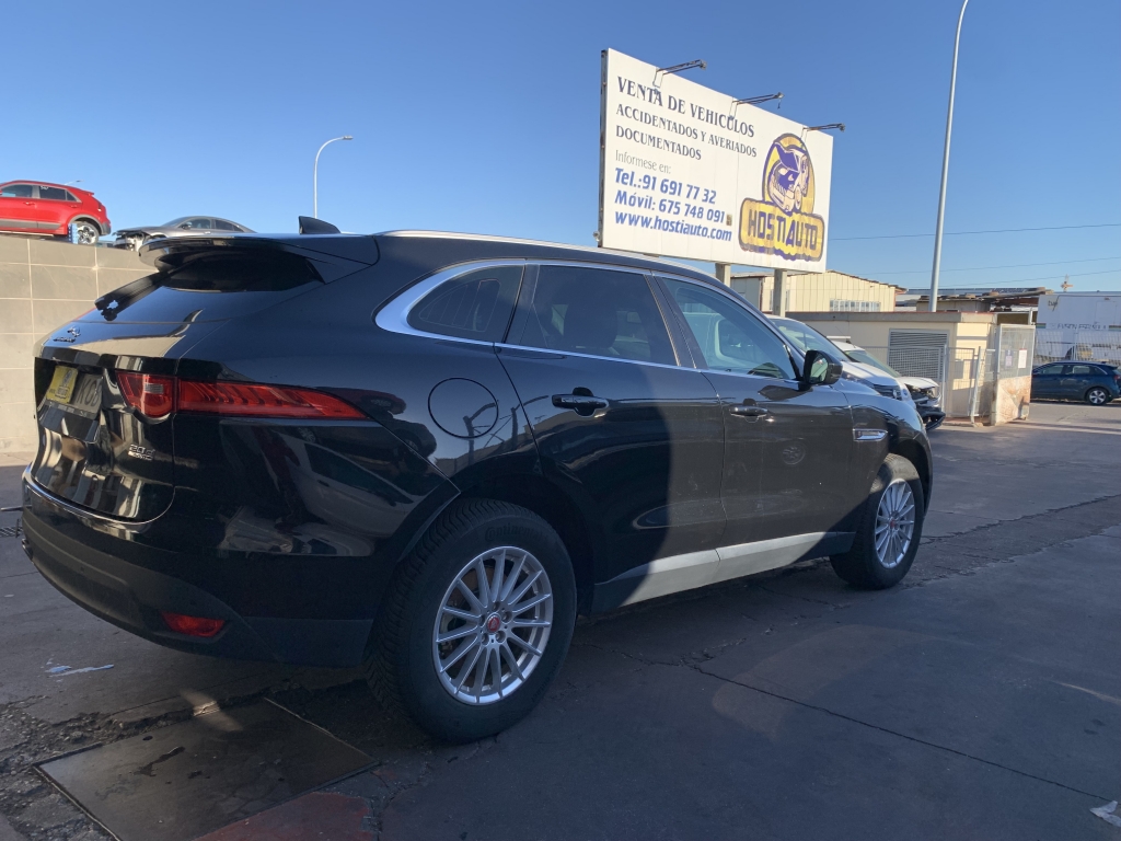 JAGUAR F-PACE 2.0 D 180CV AUT JAGUAR F-PACE 2.0 D 180CV AUT