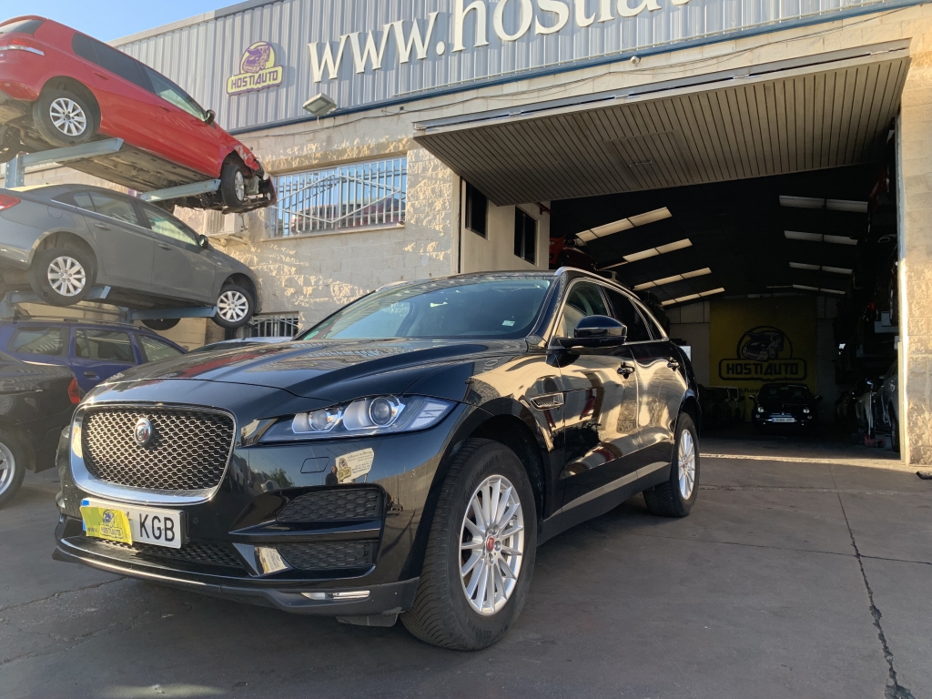 JAGUAR F-PACE 2.0 D 180CV AUT JAGUAR F-PACE 2.0 D 180CV AUT