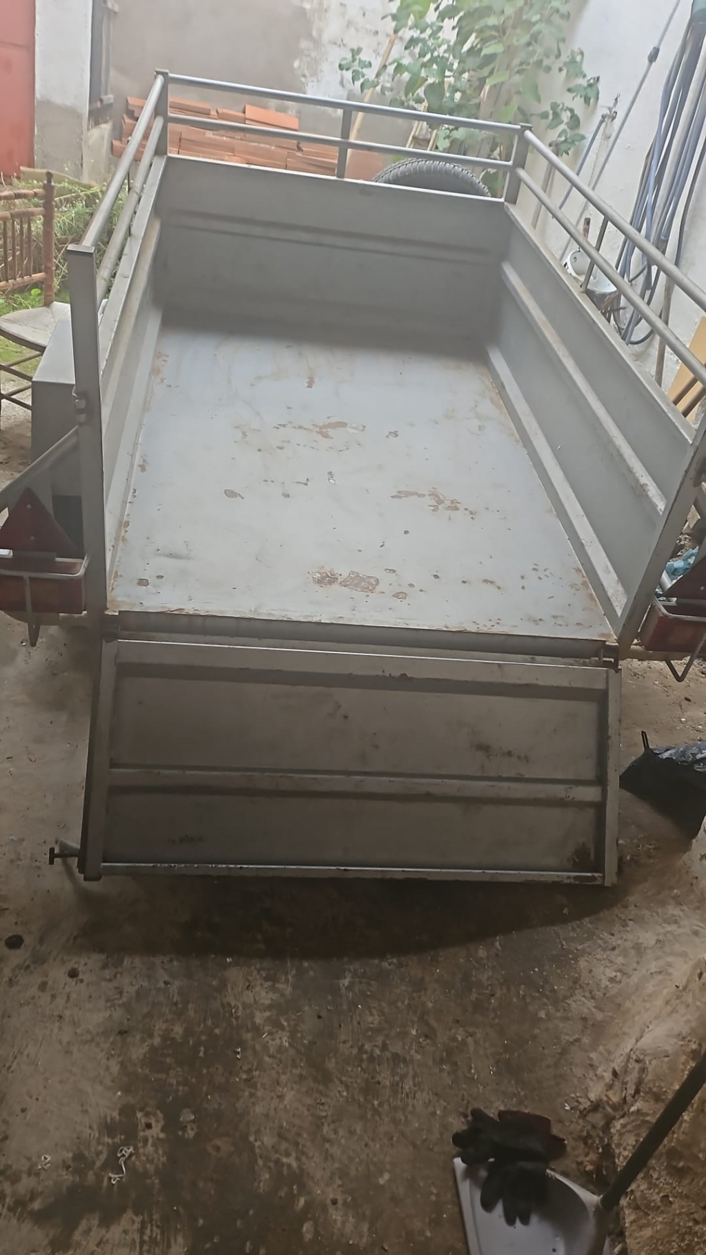 TRUNQUE  YRM2