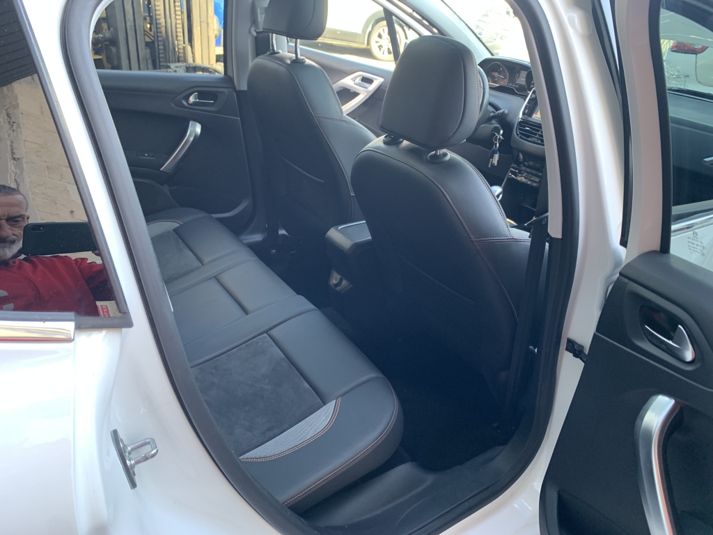 PEUGEOT 20058 CROSSWAY 1.6 HDI 120CV PEUGEOT 20058 CROSSWAY 1.6 HDI 120CV