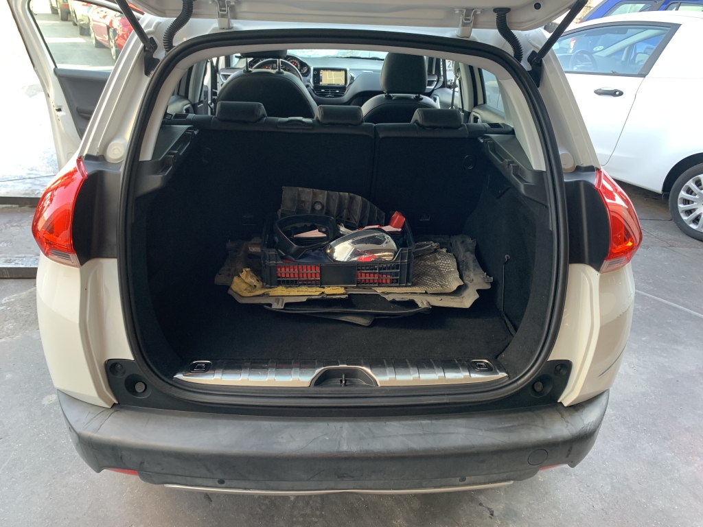 PEUGEOT 20058 CROSSWAY 1.6 HDI 120CV PEUGEOT 20058 CROSSWAY 1.6 HDI 120CV