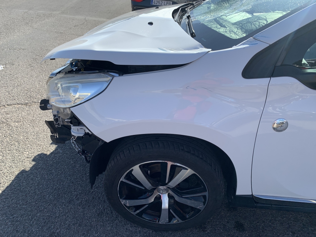 PEUGEOT 20058 CROSSWAY 1.6 HDI 120CV PEUGEOT 20058 CROSSWAY 1.6 HDI 120CV