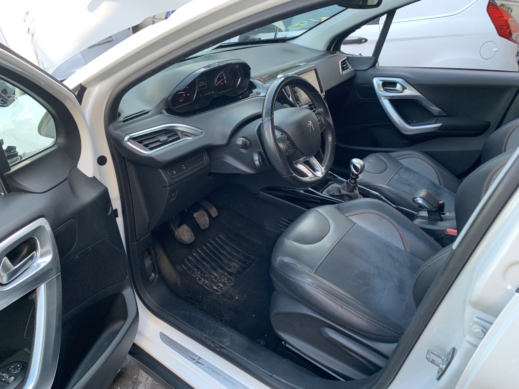 PEUGEOT 20058 CROSSWAY 1.6 HDI 120CV PEUGEOT 20058 CROSSWAY 1.6 HDI 120CV