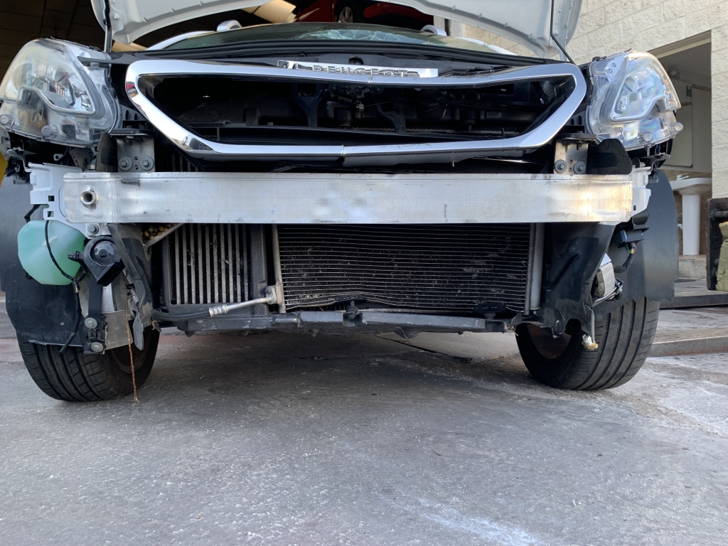 PEUGEOT 20058 CROSSWAY 1.6 HDI 120CV PEUGEOT 20058 CROSSWAY 1.6 HDI 120CV