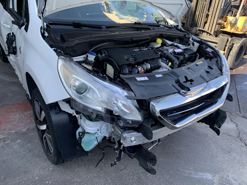 PEUGEOT 20058 CROSSWAY 1.6 HDI 120CV PEUGEOT 20058 CROSSWAY 1.6 HDI 120CV