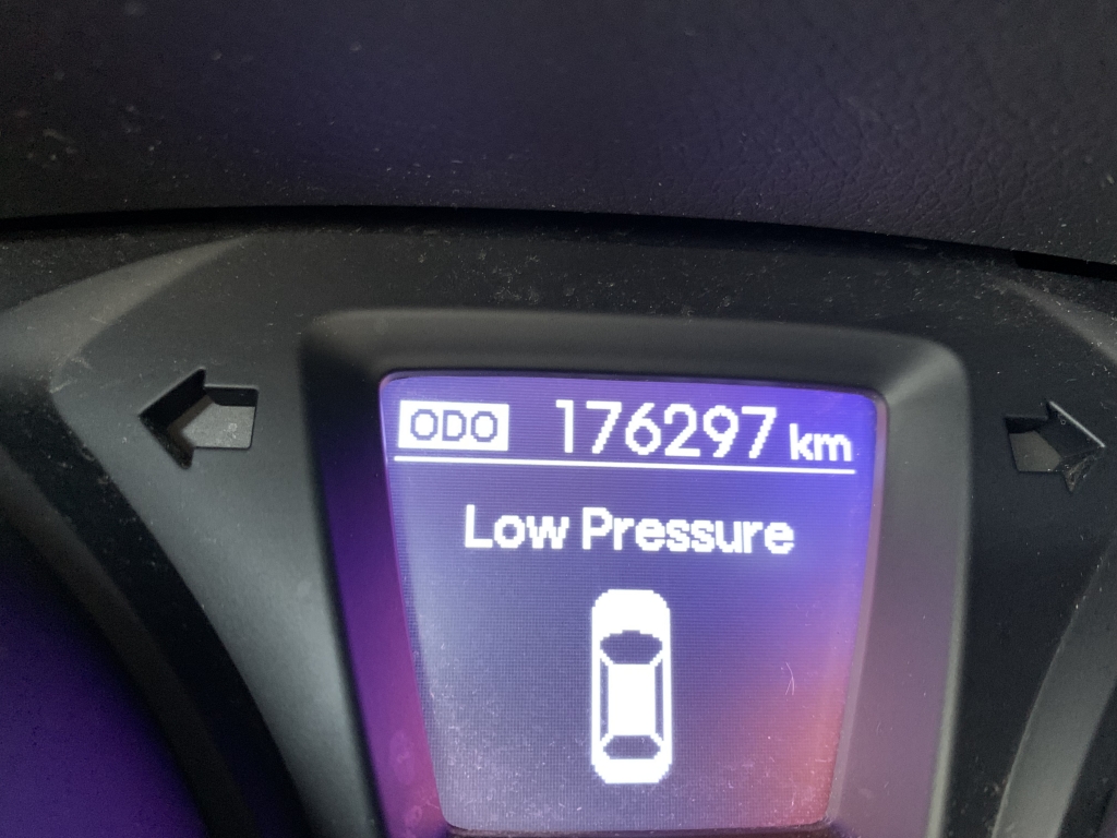 HYUNDAI I-30 GO 1.6 CRD 110CV HYUNDAI I-30 GO 1.6 CRD 110CV