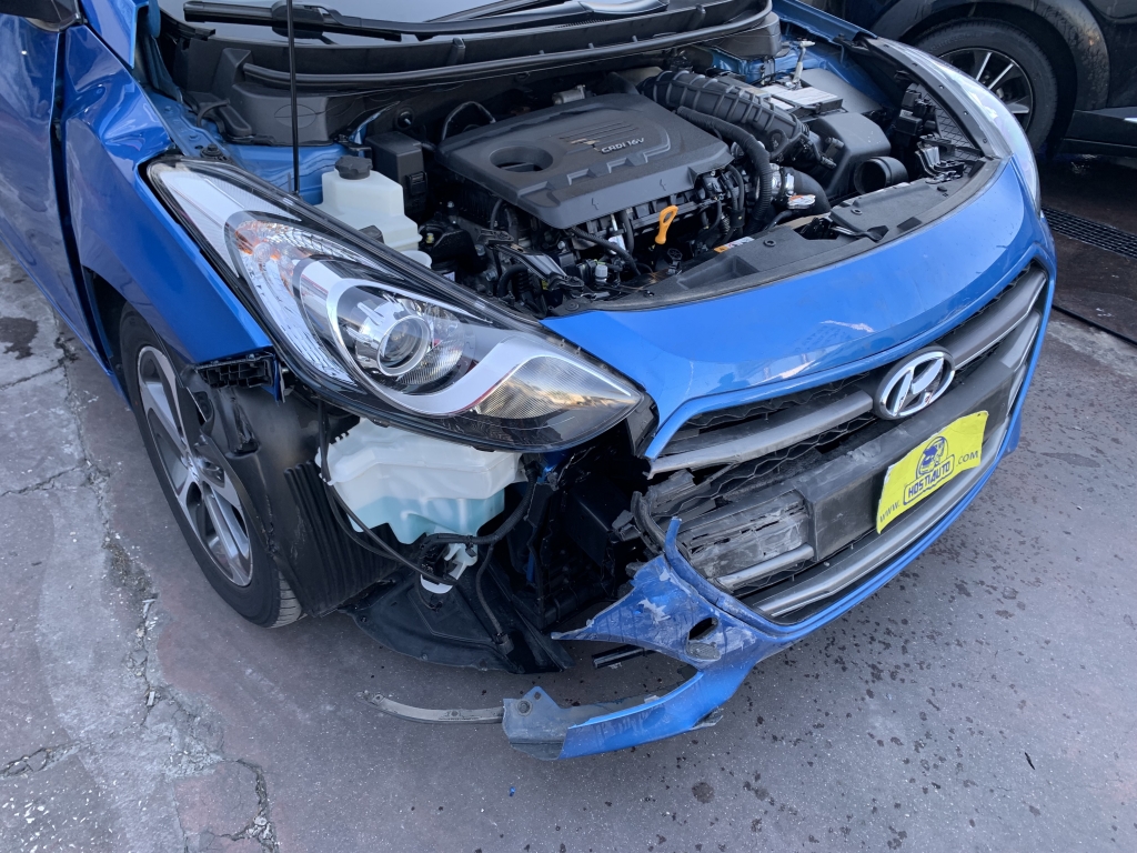 HYUNDAI I-30 GO 1.6 CRD 110CV HYUNDAI I-30 GO 1.6 CRD 110CV