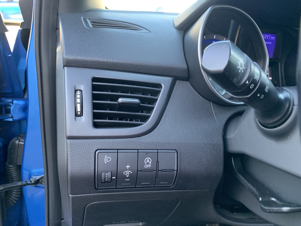 HYUNDAI I-30 GO 1.6 CRD 110CV HYUNDAI I-30 GO 1.6 CRD 110CV