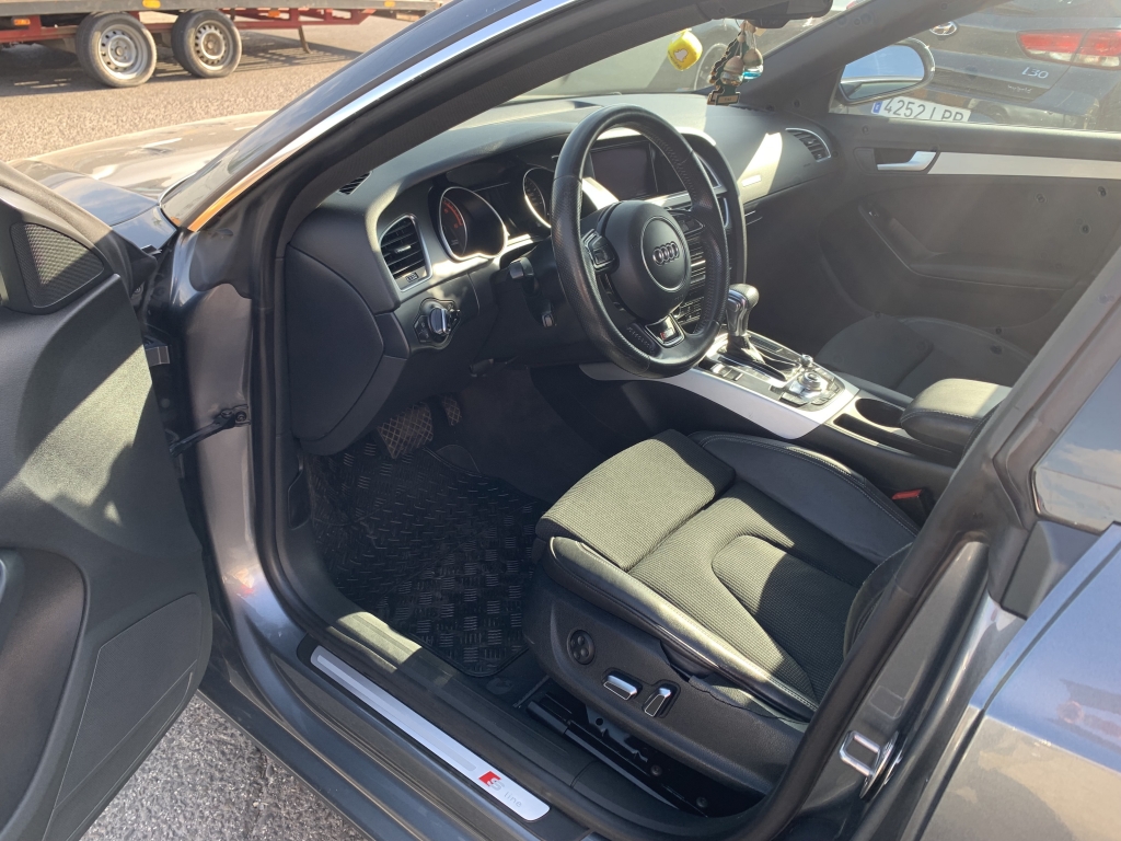 AUDI A-5 SPORTBACK 3.0 TDI S-LINE 285CV AUT AUDI A-5 SPORTBACK 3.0 TDI S-LINE 285CV AUT