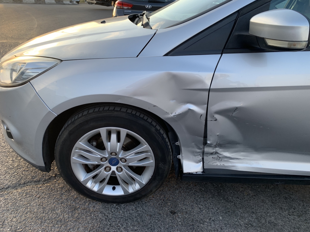 FORD FOCUS 1.6 TDCI 115CV FORD FOCUS 1.6 TDCI 115CV