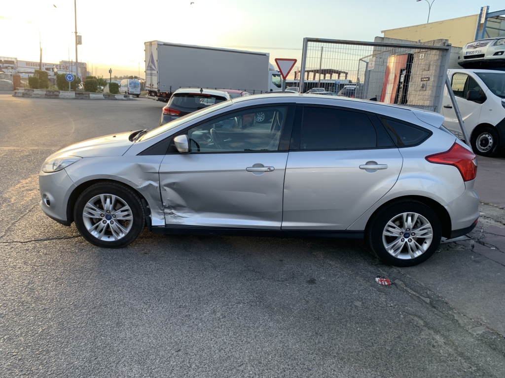 FORD FOCUS 1.6 TDCI 115CV FORD FOCUS 1.6 TDCI 115CV