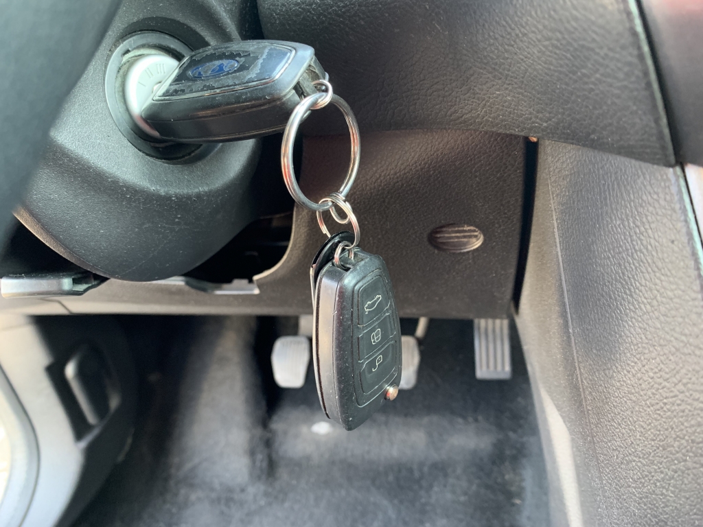 FORD FOCUS 1.6 TDCI 115CV FORD FOCUS 1.6 TDCI 115CV