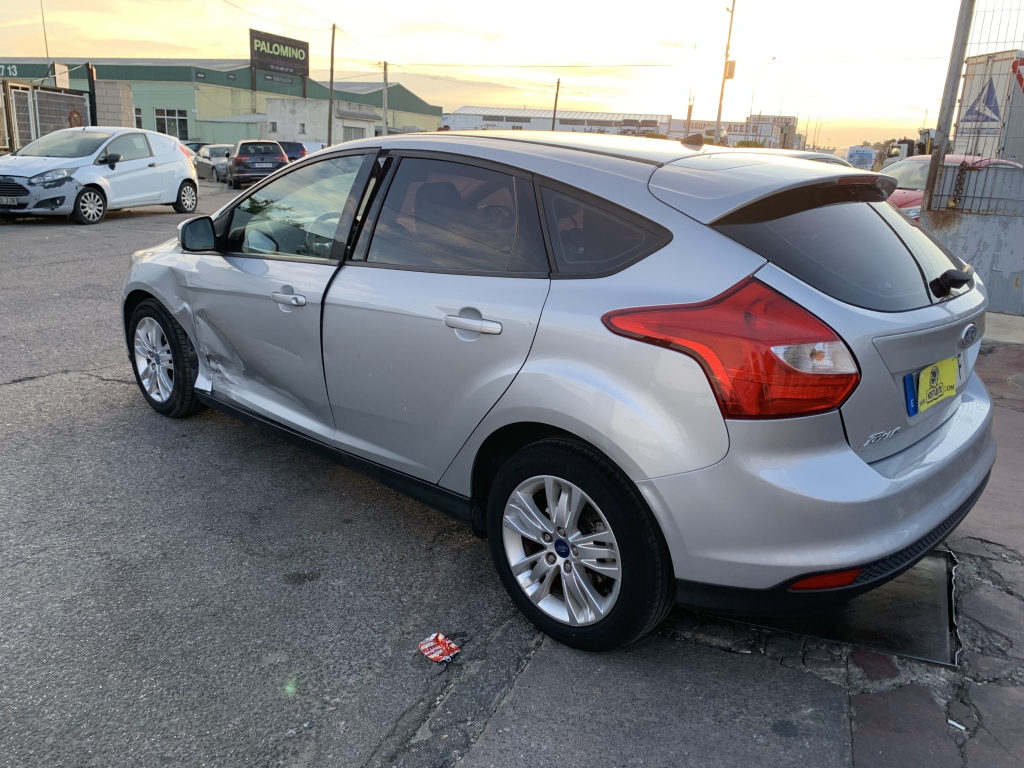 FORD FOCUS 1.6 TDCI 115CV FORD FOCUS 1.6 TDCI 115CV