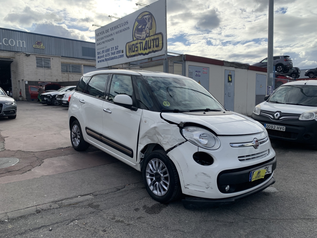 FIAT 500 L LIVING 1.6 D 105CV FIAT 500 L LIVING 1.6 D 105CV